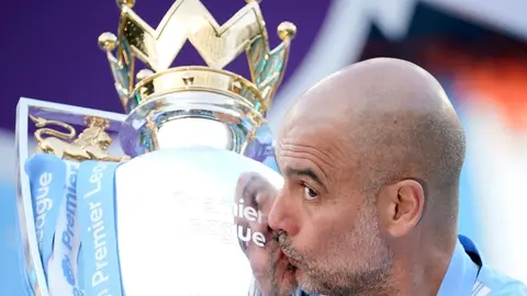 Pep Guardiola es elegido como el mejor director técnico de la Premier League