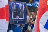 Afición de Cruz Azul homenajea a Paco Villa y José Armando previo al duelo ante Pumas