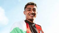 Julián Araujo asegura que le 'emociona' poderse enfrentar a mexicanos en la Premier League