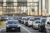 Cancelan en Nueva York cobro a autos para entrar a Manhattan