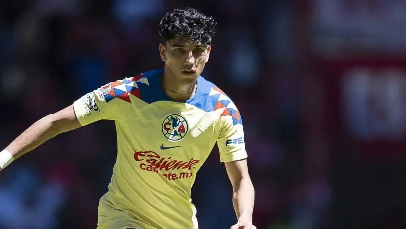 Kevin Álvarez explota y le responde a David Faitelson en redes sociales