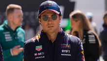 Checo Pérez confirma que RB ordenó que utilizará gomas intermedias: 'Arriesgaron y no funcionó'