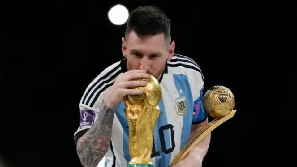 “Messi superó a Maradona”: esto opinan los expertos