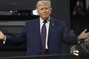 Donald Trump se niega a entregar reporte médico sobre los daños en su oreja