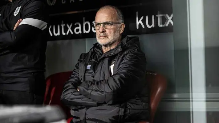 ¡Locura de Bielsa! Uruguay convoca a futbolista amateur para enfrentar a Costa Rica