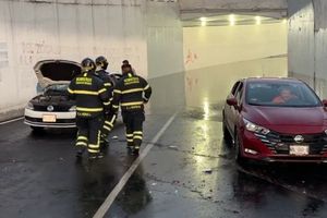 Fuga de agua inunda túnel de Parque Lira en la alcaldía Miguel Hidalgo, CDMX