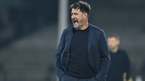 ¡Se queda! Gustavo Lema se mantendrá como DT de Pumas para el Apertura 2024