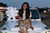 ¡Nuevo juguete! Simone Biles celebra presea dorada en París 2024 con vehículo nuevo