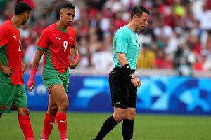 París 2024: Árbitro de la Semifinal entre Marruecos y España fue sustituido tras lesionarse