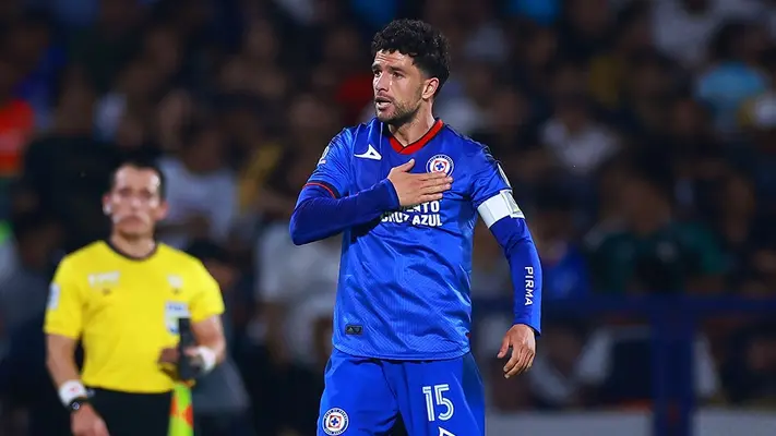 Cruz Azul se pasea en el Olímpico Universitario y deja casi sentenciada la serie ante Pumas