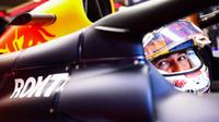 Checo Pérez aceptó desastrosa clasificación en Canadá; confía en rescatar puntos