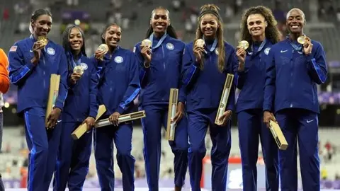 París 2024: Las 26 medallas de oro femeninas estadounidenses son la mayor cantidad en la historia en JJ. OO.