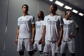 ¡Para leyendas! Real Madrid presentó su nuevo uniforme para la temporada 2024-25