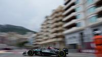 ¿Sueña Mercedes con la victoria? Hamilton lideró a Piastri y Russell en las Libres 1 del GP de Mónaco