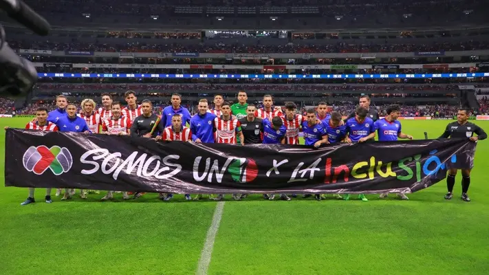 En Cruz Azul no descartan jugar una hipotética Final vs Chivas en el Estadio Azteca