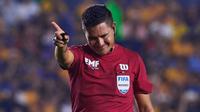 ¿Robo? Felipe Ramos Rizo criticó el arbitraje en el Tigres vs América