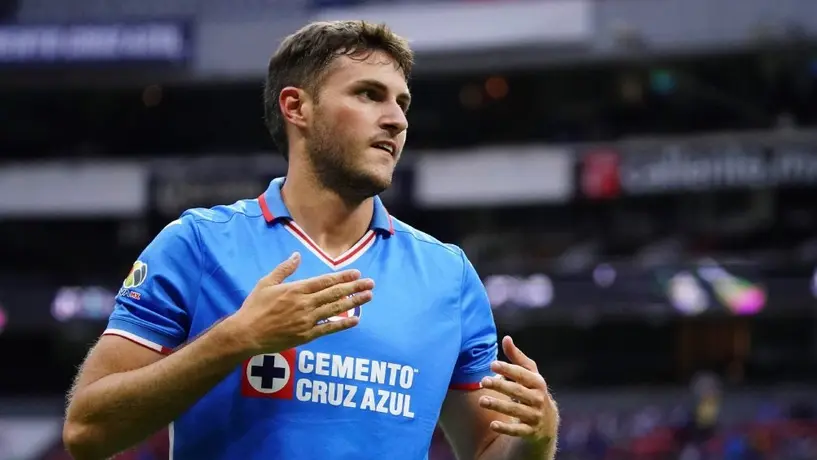 ¿Regresa a Cruz Azul? El enigmático mensaje de Santiago Giménez