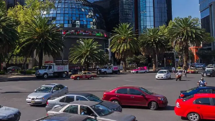 Hoy No Circula: ¡Checa qué autos descansan y evita multas!