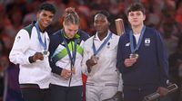 París 2024: Medallistas mexicanos quedan inmortalizados en muñecos