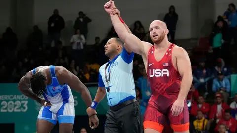 La Lucha Olímpica en los Juegos de París 2024: Un espectáculo de fuerza y técnica