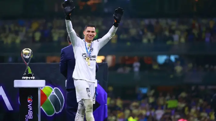 Destacan actuación de Malagón en Puro Futbol