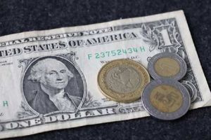 Precio del dólar, hoy 15 de mayo de 2024