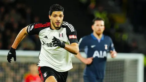 Por tercer partido consecutivo, Raúl Jiménez no tuvo actividad en con Fulham