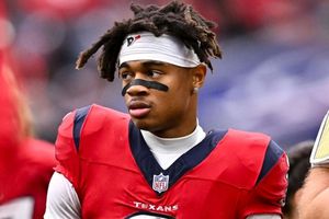 ¡Buenas noticias para Texans! Tank Dell regresó a entrenar tras ser herido por una bala