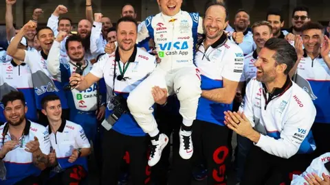 ¿Se prepara para llegar a Red Bull? Yuki Tsunoda renovó contrato con RB para 2025