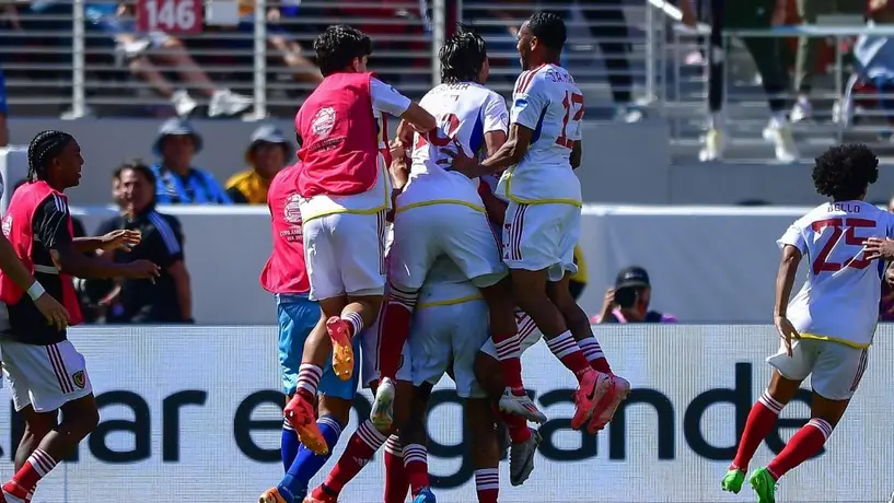 Venezuela vence a Ecuador y arranca la Copa América 2024 con victoria