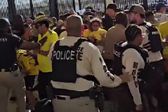 Copa América 2024: Aficionados se enfrentan a la policía; se retrasa la Final
