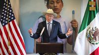 Ken Salazar responde a AMLO tras pausar relación por reforma al Poder Judicial
