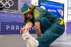 Comité Olímpico de Australia sale en defensa de competidora de breaking en París 2024