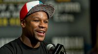 Floyd Mayweather Jr. desata la locura con entrenamiento abierto en Parque Bicentenario