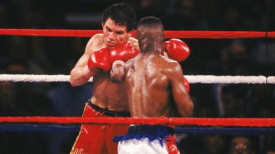 ¡Hay tiro! Julio César Chávez anuncia enfrentamiento con Floyd Mayweather Jr