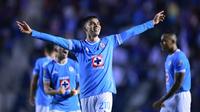 ¡Con el pie derecho! Cruz Azul vence por la mínima a Mazatlán con gol en el agregado