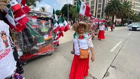 ¡200 carritos patrios llegan al Centro Histórico! ¿Qué venden, cuáles son los precios y dónde están?