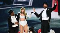 ¡Sin dejarla caer! Travis Kelce relató cómo fue la decisión de salir con Taylor Swift en The Eras Tour