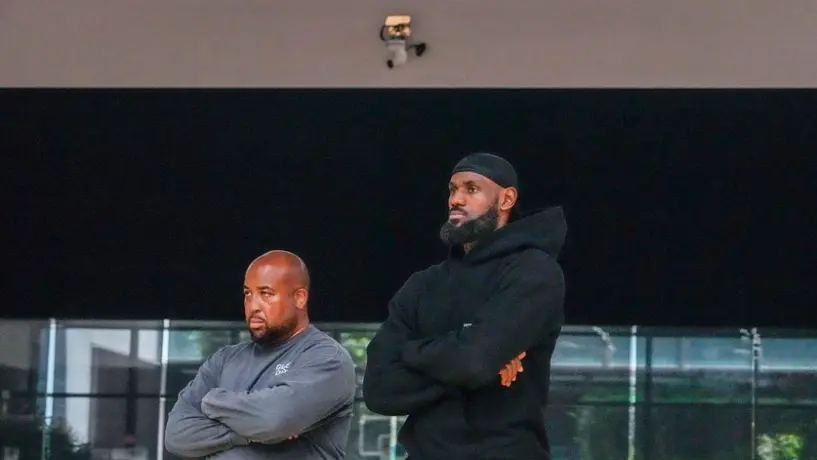 LeBron James está de regreso con la Selección de Estados Unidos después de 12 años