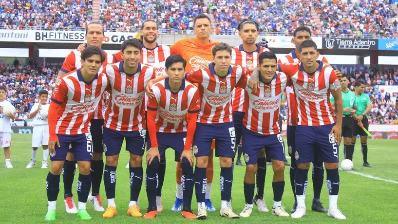 Chivas con tres ausencias para su debut ante Toluca en el Torneo Apertura 2024