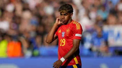 Euro 2024: Lamine Yamal se convierte en el jugador más joven en jugar una Eurocopa