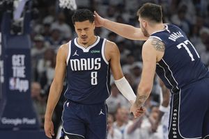 Dallas Mavericks ganan el primero de la serie en las Finales de Conferencia ante los Timberwolves