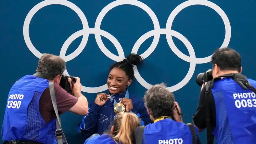 París 2024: Simone Biles hace dura crítica a la prensa: "Dejen que nos empapemos del momento"