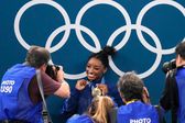 París 2024: Simone Biles hace dura crítica a la prensa: "Dejen que nos empapemos del momento"