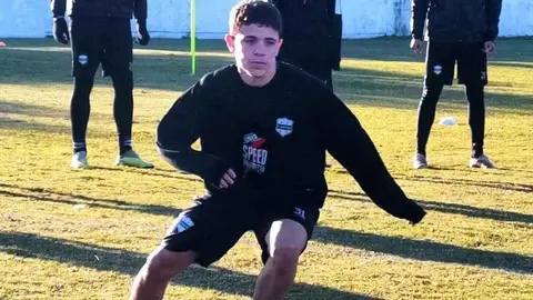 ¡Histórico! Mateo Apolonio se convirtió en el jugador más joven en debutar en Argentina con tan sólo 14 años