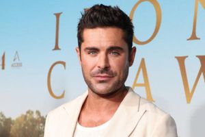 Zac Efron es llevado a un hospital tras sufrir un accidente en alberca en una lujosa villa de Ibiza