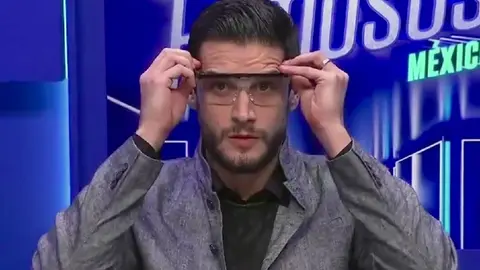 Adrián Marcelo buscó competirle a Televisa a costa de Salvador Cabañas