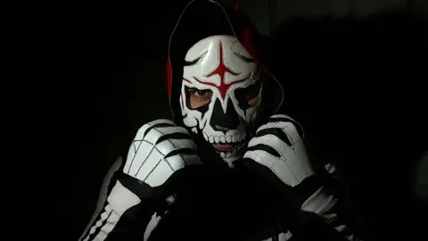 Triple A ‘revive’ a La Parka en polémico homenaje durante Triplemanía XXXII