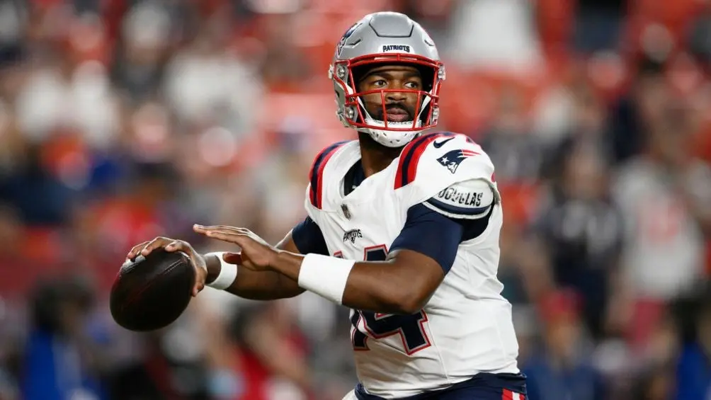Jacoby Brissett en su etapa con Patriots | AP