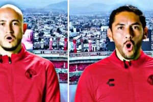 Jugadores de Xolos se presentan con su nombre y después ladran durante la alineación